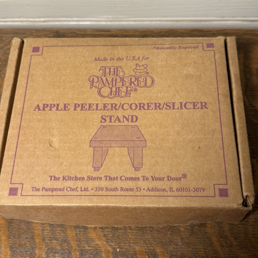 Pampered Chef #2435 Apple Peeler Corer Slicer Stand - New in Box